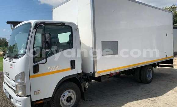 Buy Used Isuzu D–MAX White Car in Windhoek in Namibia Buy Used Isuzu D–MAX White Car in Windhoek in Namibia