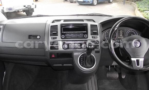 Buy Used Volkswagen Caravelle White Car in Windhoek in Namibia Buy Used Volkswagen Caravelle White Car in Windhoek in Namibia