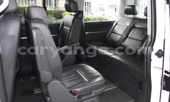 Buy Used Volkswagen Caravelle White Car in Windhoek in Namibia Buy Used Volkswagen Caravelle White Car in Windhoek in Namibia