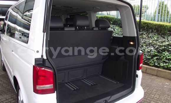 Buy Used Volkswagen Caravelle White Car in Windhoek in Namibia Buy Used Volkswagen Caravelle White Car in Windhoek in Namibia