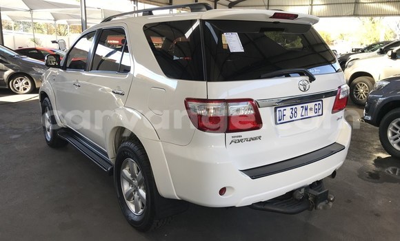 Buy Used Toyota Fortuner White Car in Windhoek in Namibia Buy Used Toyota Fortuner White Car in Windhoek in Namibia