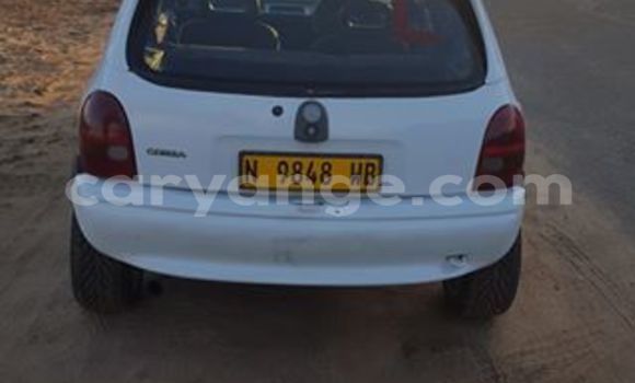 Acheter Occasion Voiture Opel Corsa Blanc à Windhoek, Namibie Acheter Occasion Voiture Opel Corsa Blanc à Windhoek, Namibie