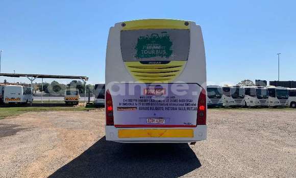 Buy Used Volvo FH10 White Truck in Windhoek in Namibia Buy Used Volvo FH10 White Truck in Windhoek in Namibia