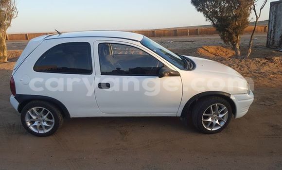 Acheter Occasion Voiture Opel Corsa Blanc à Windhoek, Namibie Acheter Occasion Voiture Opel Corsa Blanc à Windhoek, Namibie