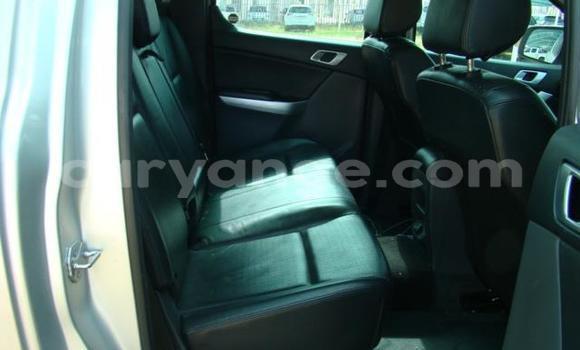 Acheter Occasion Voiture Mazda BT-50 Gris à Swakopmund, Namibie Acheter Occasion Voiture Mazda BT-50 Gris à Swakopmund, Namibie