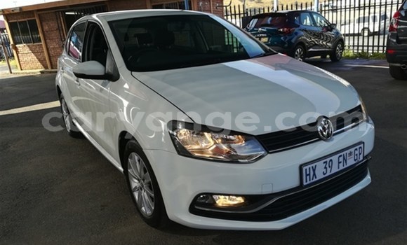 Buy Used Volkswagen Polo White Car in Kuisebmond in Erongo Buy Used Volkswagen Polo White Car in Kuisebmond in Erongo