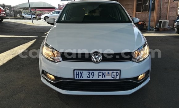 Buy Used Volkswagen Polo White Car in Kuisebmond in Erongo Buy Used Volkswagen Polo White Car in Kuisebmond in Erongo
