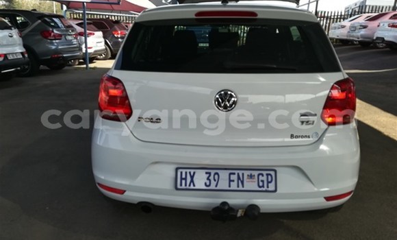 Buy Used Volkswagen Polo White Car in Kuisebmond in Erongo Buy Used Volkswagen Polo White Car in Kuisebmond in Erongo