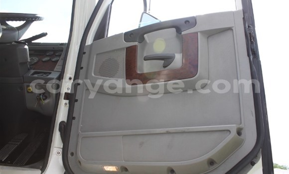 Buy Used Freightliner 90 Cum 500 White Truck in Windhoek in Namibia Buy Used Freightliner 90 Cum 500 White Truck in Windhoek in Namibia