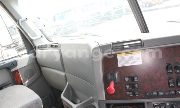 Buy Used Freightliner 90 Cum 500 White Truck in Windhoek in Namibia Buy Used Freightliner 90 Cum 500 White Truck in Windhoek in Namibia