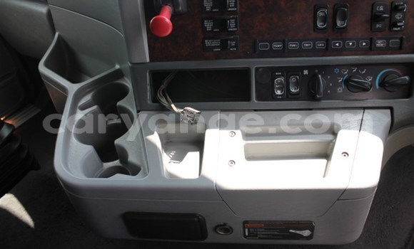 Buy Used Freightliner 90 Cum 500 White Truck in Windhoek in Namibia Buy Used Freightliner 90 Cum 500 White Truck in Windhoek in Namibia