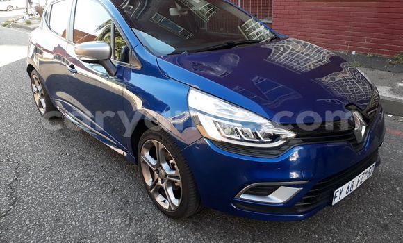 Buy Used Renault Clio Blue Car in Katima Mulilo in Caprivi Buy Used Renault Clio Blue Car in Katima Mulilo in Caprivi