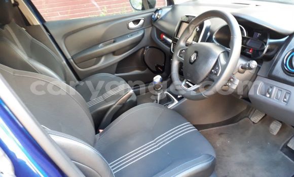 Buy Used Renault Clio Blue Car in Katima Mulilo in Caprivi Buy Used Renault Clio Blue Car in Katima Mulilo in Caprivi