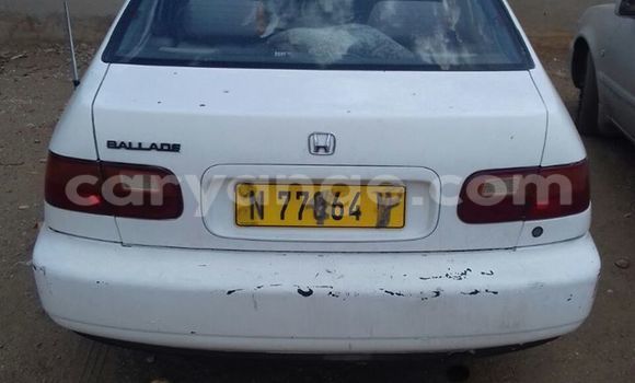 Buy Used Honda HR–V White Car in Windhoek in Namibia