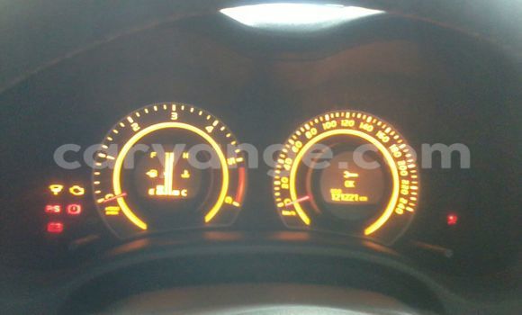 Acheter Occasion Voiture Toyota Corolla Rouge à Windhoek, Namibie Acheter Occasion Voiture Toyota Corolla Rouge à Windhoek, Namibie