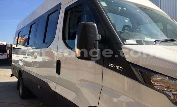 Buy Used IVECO Massif White Car in Windhoek in Namibia Buy Used IVECO Massif White Car in Windhoek in Namibia