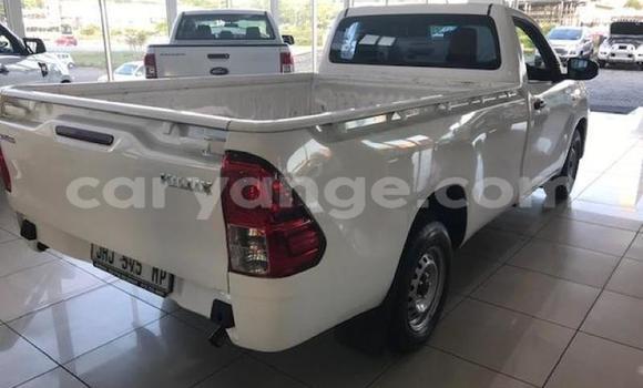 Buy Used Toyota Hilux White Car in Import - Dubai in Namibia Buy Used Toyota Hilux White Car in Import - Dubai in Namibia