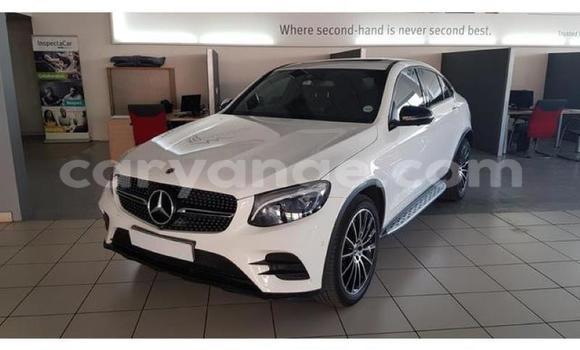 Acheter Occasion Voiture Mercedes-Benz GLC Blanc à Karasburg, Karas Acheter Occasion Voiture Mercedes-Benz GLC Blanc à Karasburg, Karas
