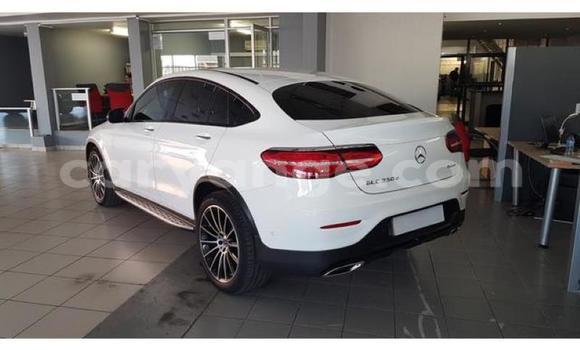 Acheter Occasion Voiture Mercedes-Benz GLC Blanc à Karasburg, Karas Acheter Occasion Voiture Mercedes-Benz GLC Blanc à Karasburg, Karas