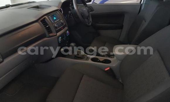 Acheter Occasion Voiture Ford Ranger Blanc à Import - Dubai, Namibie Acheter Occasion Voiture Ford Ranger Blanc à Import - Dubai, Namibie