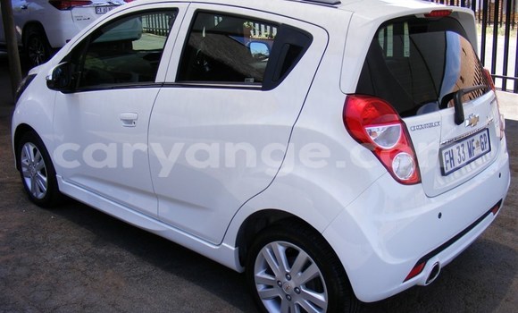 Buy Used Chevrolet Spark White Car in Gobabis in Omaheke Buy Used Chevrolet Spark White Car in Gobabis in Omaheke