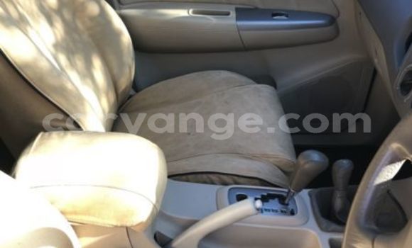 Acheter Occasion Voiture Toyota Fortuner Gris à Swakopmund, Namibie Acheter Occasion Voiture Toyota Fortuner Gris à Swakopmund, Namibie