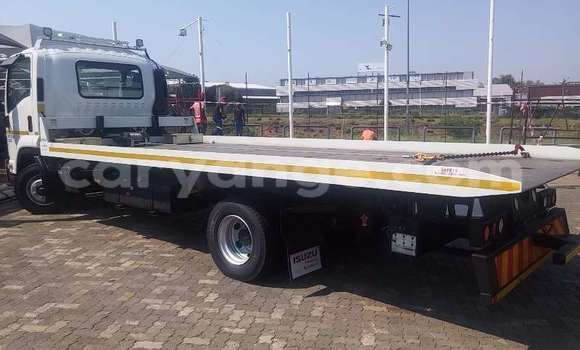 Buy Used Isuzu FTR 850 White Truck in Windhoek in Namibia Buy Used Isuzu FTR 850 White Truck in Windhoek in Namibia