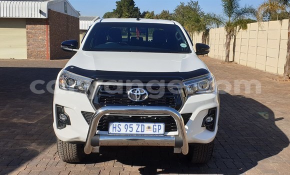 Acheter Occasion Voiture Toyota Hilux Blanc à Gobabis, Omaheke Acheter Occasion Voiture Toyota Hilux Blanc à Gobabis, Omaheke