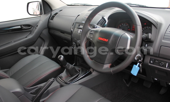 Buy Used Isuzu D–MAX Red Car in Gobabis in Omaheke Buy Used Isuzu D–MAX Red Car in Gobabis in Omaheke