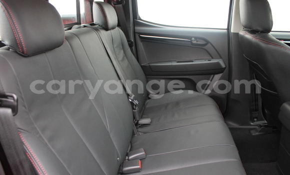 Buy Used Isuzu D–MAX Red Car in Gobabis in Omaheke Buy Used Isuzu D–MAX Red Car in Gobabis in Omaheke