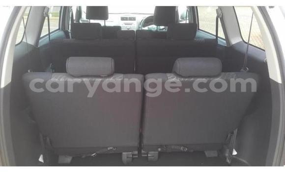 Acheter Occasion Voiture Toyota Avanza Autre à Swakopmund, Namibie Acheter Occasion Voiture Toyota Avanza Autre à Swakopmund, Namibie