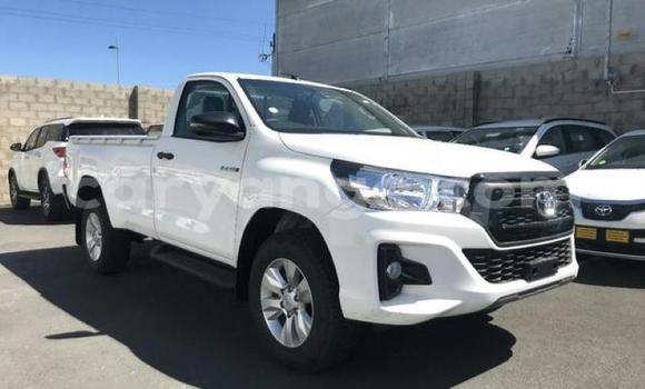 Buy Used Toyota Hilux White Car in Windhoek in Namibia Buy Used Toyota Hilux White Car in Windhoek in Namibia