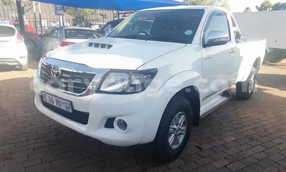 Buy Used Toyota Hilux White Car in Windhoek in Namibia Buy Used Toyota Hilux White Car in Windhoek in Namibia