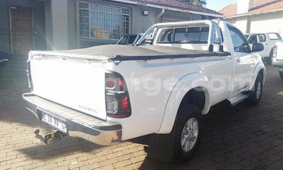 Buy Used Toyota Hilux White Car in Windhoek in Namibia Buy Used Toyota Hilux White Car in Windhoek in Namibia