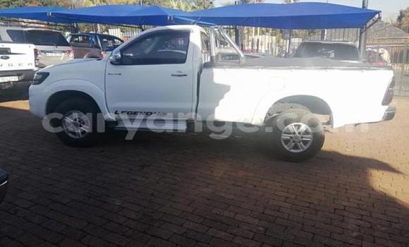 Buy Used Toyota Hilux White Car in Windhoek in Namibia Buy Used Toyota Hilux White Car in Windhoek in Namibia