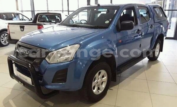 Acheter Occasion Voiture Isuzu KB Bleu à Windhoek, Namibie Acheter Occasion Voiture Isuzu KB Bleu à Windhoek, Namibie