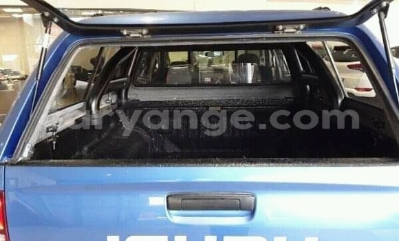 Acheter Occasion Voiture Isuzu KB Bleu à Windhoek, Namibie Acheter Occasion Voiture Isuzu KB Bleu à Windhoek, Namibie