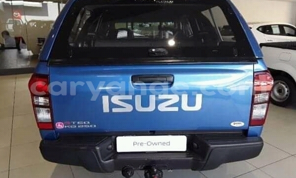 Acheter Occasion Voiture Isuzu KB Bleu à Windhoek, Namibie Acheter Occasion Voiture Isuzu KB Bleu à Windhoek, Namibie