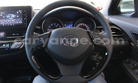 Buy Used Toyota C-HR White Car in Gobabis in Omaheke Buy Used Toyota C-HR White Car in Gobabis in Omaheke