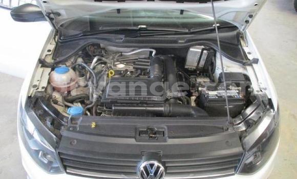 Acheter Occasion Voiture Volkswagen Polo Blanc à Windhoek, Namibie Acheter Occasion Voiture Volkswagen Polo Blanc à Windhoek, Namibie