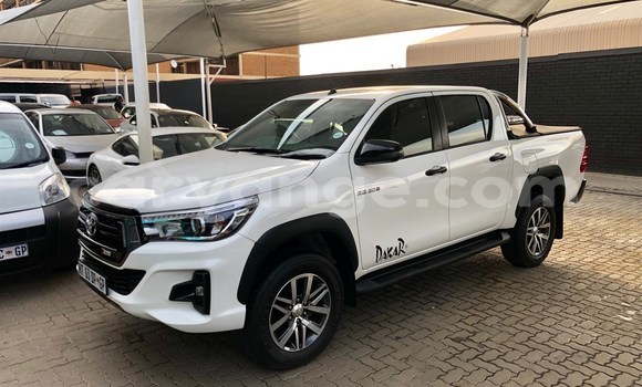 Acheter Occasion Voiture Toyota Hilux Blanc à Gobabis, Omaheke Acheter Occasion Voiture Toyota Hilux Blanc à Gobabis, Omaheke