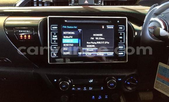 Acheter Occasion Voiture Toyota Hilux Blanc à Gobabis, Omaheke Acheter Occasion Voiture Toyota Hilux Blanc à Gobabis, Omaheke