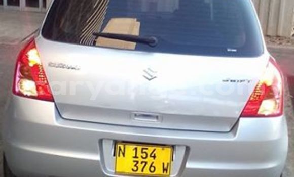 Acheter Occasion Voiture Suzuki Swift Gris à Windhoek, Namibie Acheter Occasion Voiture Suzuki Swift Gris à Windhoek, Namibie