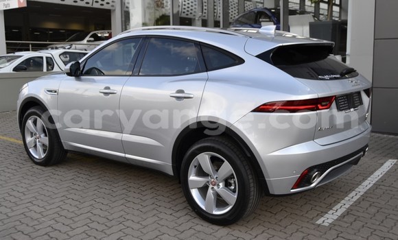 Acheter Occasion Voiture Jaguar F-Pace Autre à Gobabis, Omaheke Acheter Occasion Voiture Jaguar F-Pace Autre à Gobabis, Omaheke
