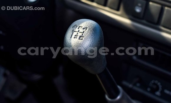 Acheter Import Voiture Toyota Coaster Blanc à Import - Dubai, Namibie Acheter Import Voiture Toyota Coaster Blanc à Import - Dubai, Namibie