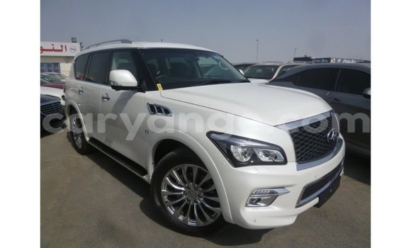 Acheter Import Voiture Infiniti Q Blanc à Import - Dubai, Namibie
