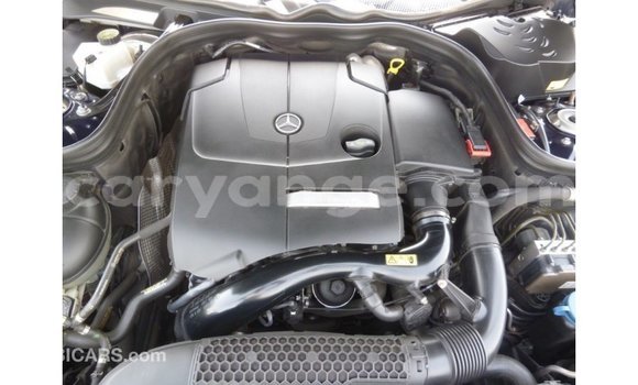 Acheter Import Voiture Mercedes-Benz 200 Bleu à Import - Dubai, Namibie Acheter Import Voiture Mercedes-Benz 200 Bleu à Import - Dubai, Namibie