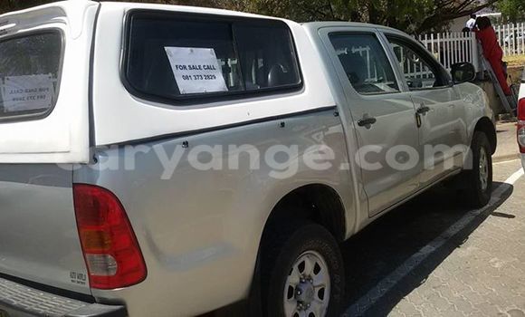 Buy Used Toyota Hilux White Car in Windhoek in Namibia Buy Used Toyota Hilux White Car in Windhoek in Namibia