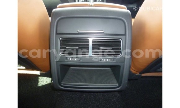 Acheter Import Voiture Volkswagen Touareg Marron à Import - Dubai, Namibie Acheter Import Voiture Volkswagen Touareg Marron à Import - Dubai, Namibie