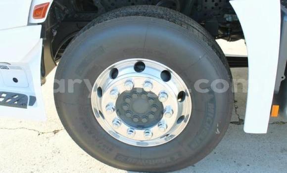 Acheter Occasion Utilitaire Mercedes‒Benz Truck Blanc à Gobabis, Omaheke Acheter Occasion Utilitaire Mercedes‒Benz Truck Blanc à Gobabis, Omaheke